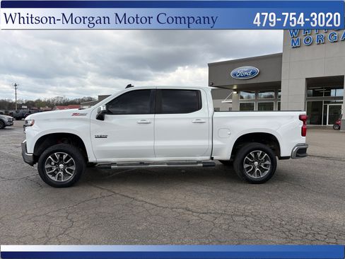 Used 2020 Chevrolet Silverado 1500 LT w/ Texas Edition image 2