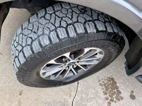 Certified 2018 Ford F150 XLT w/ Equipment Group 302A Luxury image 35