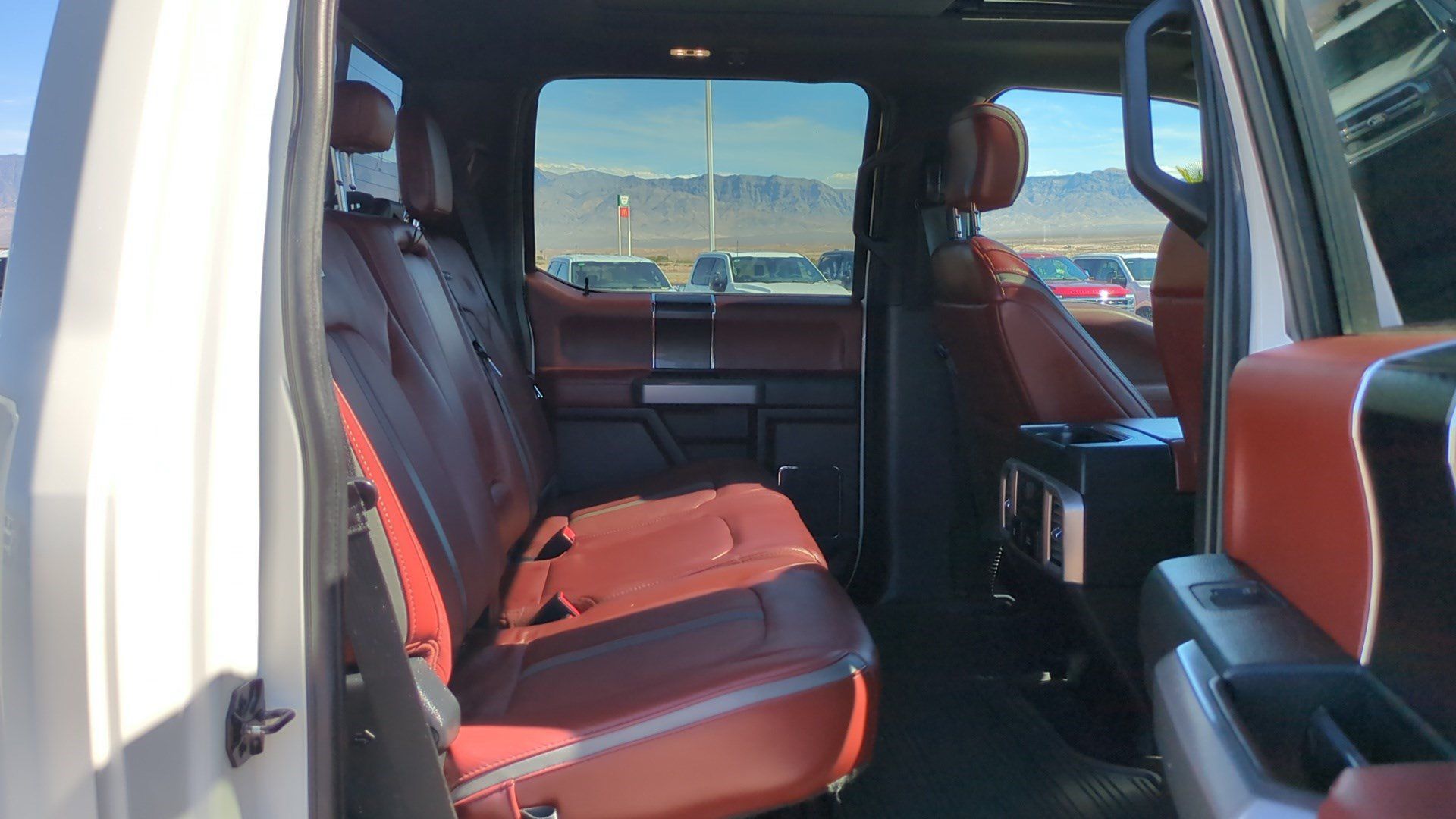 Used 2019 Ford F350 Platinum w/ Platinum Ultimate Package AWD/4WD image 32