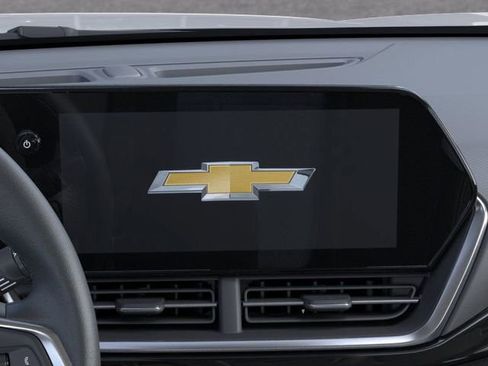 New 2026 Chevrolet Trax ACTIV w/ Sunroof Package FWD image 20