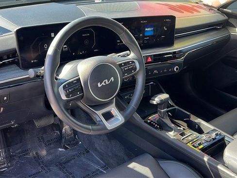 Used 2025 Kia K5 EX image 9