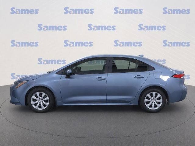 Used 2025 Toyota Corolla LE FWD image 7