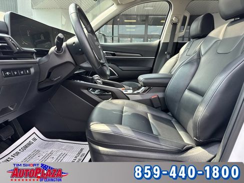 Used 2025 Kia Telluride S FWD image 36
