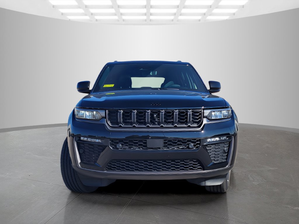 Used 2026 Jeep Grand Cherokee Limited AWD/4WD image 7
