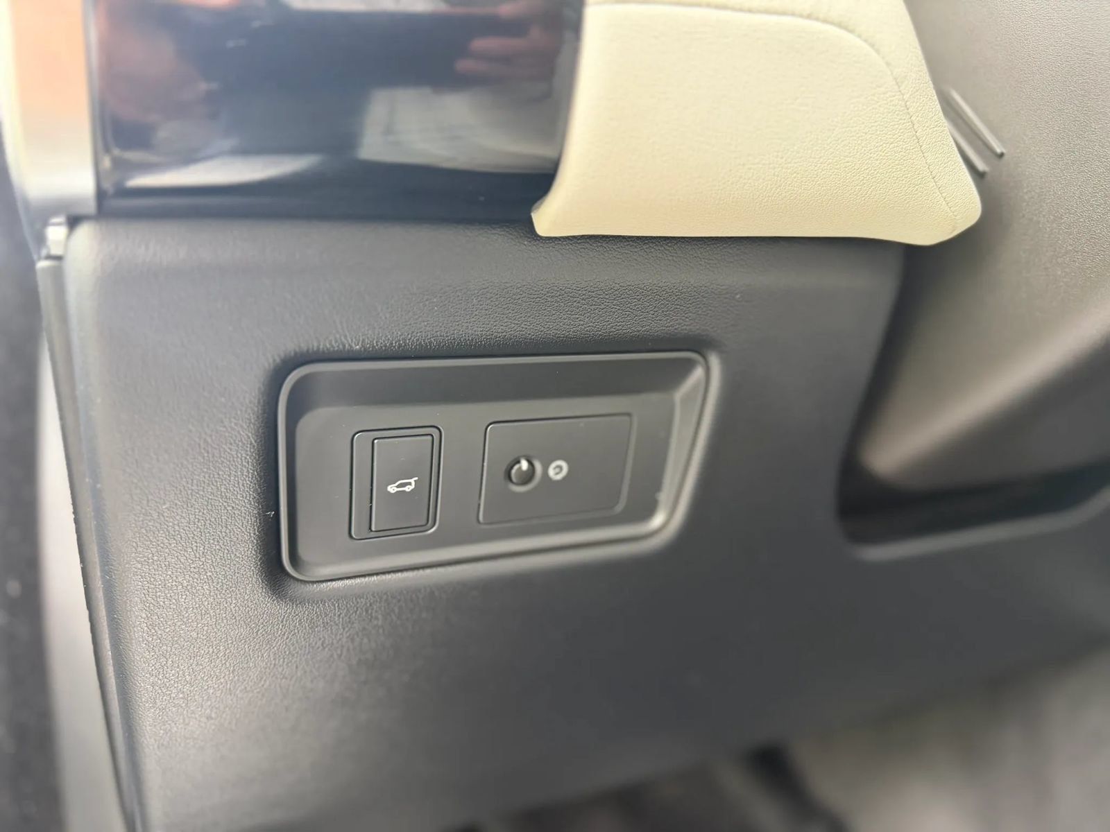 Used 2016 Land Rover Range Rover Sport HSE AWD/4WD image 81