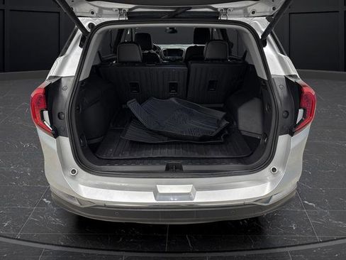 Used 2022 GMC Terrain AT4 w/ Infotainment Package II image 14