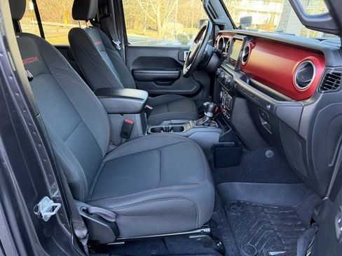 Used 2022 Jeep Wrangler Unlimited Rubicon w/ Xtreme Recon 35" Tire Package image 47