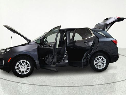 Used 2023 Chevrolet Equinox LT FWD image 34