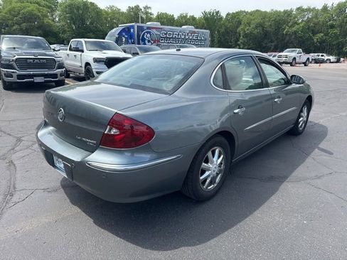 Used 2005 Buick LaCrosse CXL w/ Gold Convenience Package FWD image 10
