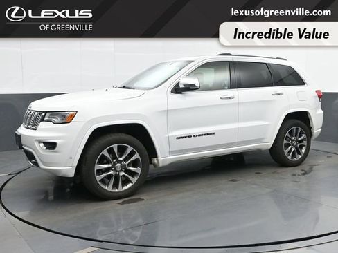 Used 2017 Jeep Grand Cherokee Overland w/ Jeep Active Safety Group AWD/4WD image 4