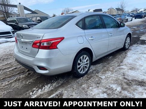 Used 2019 Nissan Sentra SV image 5