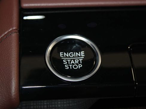 New 2025 Lincoln Navigator L Reserve image 48