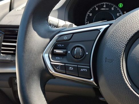 Used 2024 Acura RDX SH-AWD image 22