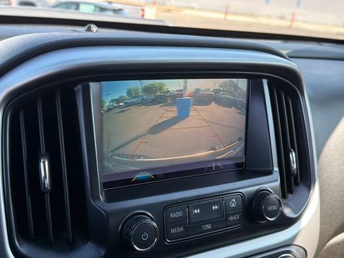 Used 2018 Chevrolet Colorado ZR2 AWD/4WD image 16