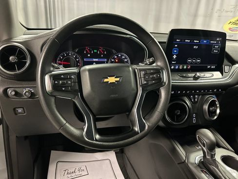 Used 2024 Chevrolet Blazer LT w/ Convenience Package FWD image 15