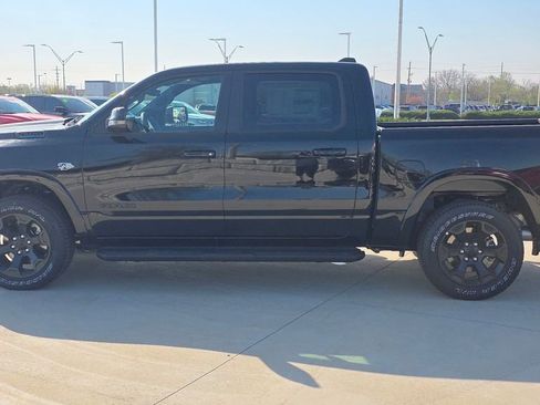 New 2026 RAM 1500 4x4 Crew Cab image 2