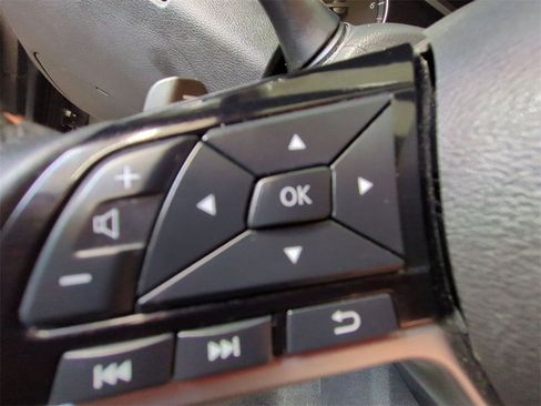 Used 2023 Nissan Altima 2.5 SR image 19