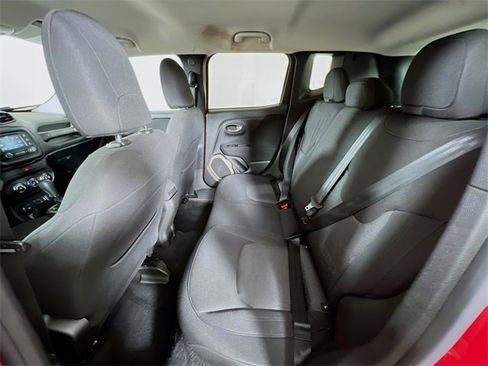 Used 2017 Jeep Renegade Latitude image 22