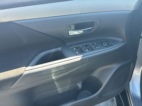 Used 2016 Mitsubishi Outlander ES AWD/4WD image 11
