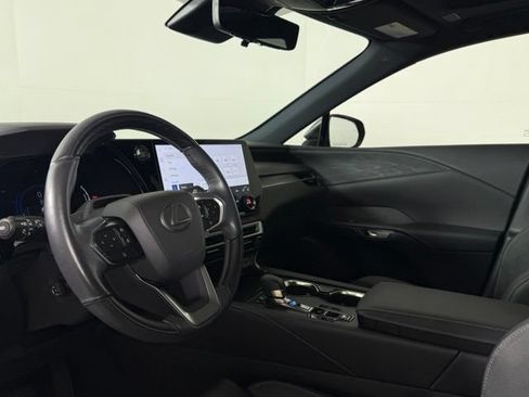 Used 2023 Lexus RX 350 FWD w/ Accessory Package (Z1) image 4