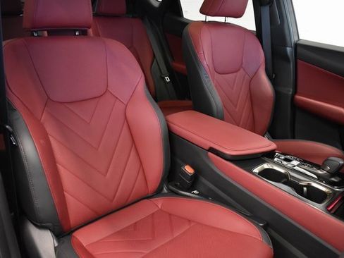 Used 2025 Lexus NX 350 Luxury image 6