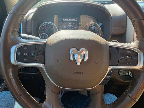 Used 2020 RAM 1500 Laramie image 18