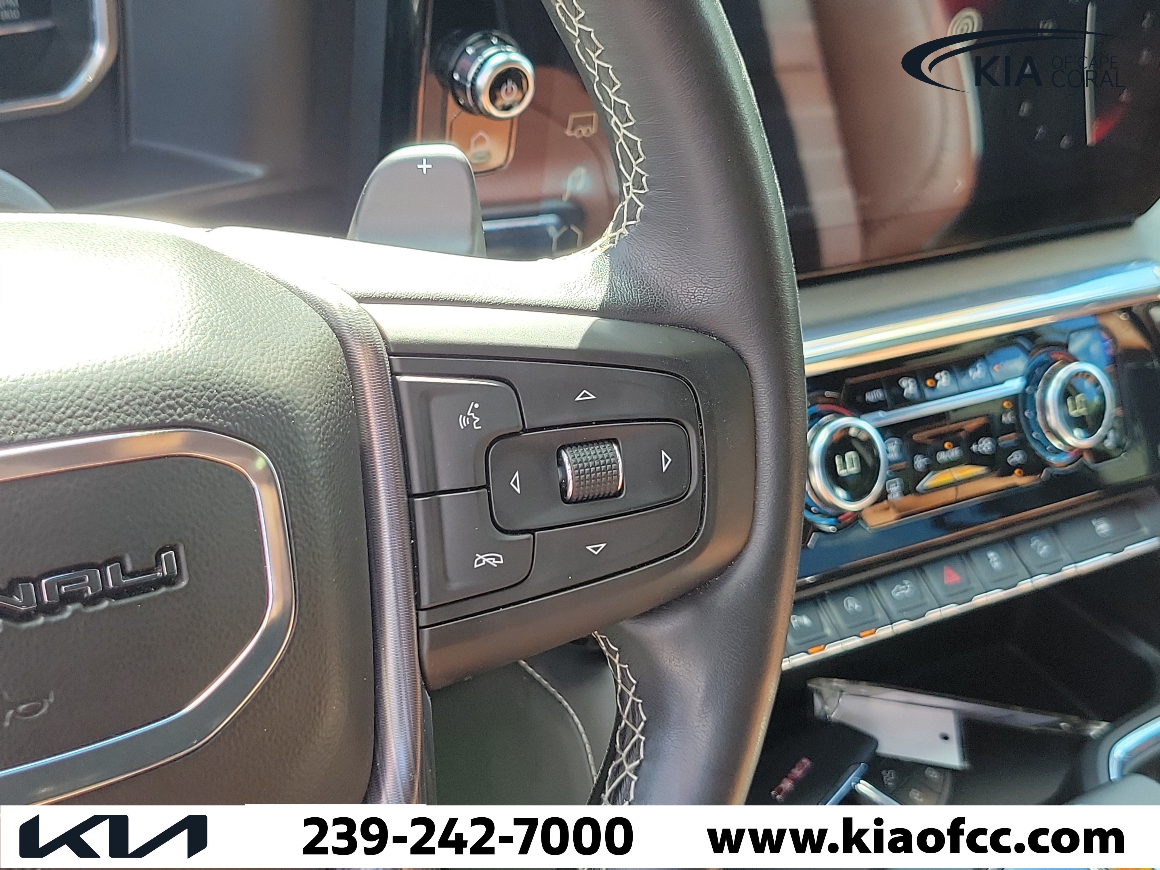 Used 2023 GMC Sierra 1500 Denali Ultimate AWD/4WD image 26