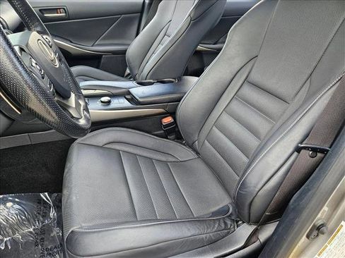 Used 2019 Lexus IS 300 AWD image 16