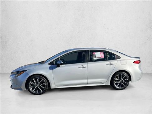 Used 2020 Toyota Corolla L image 8