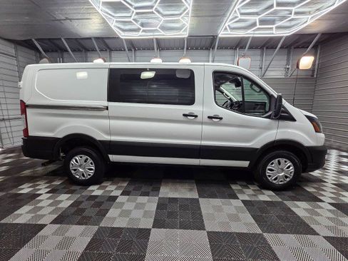 Used 2024 Ford Transit 250 Low Roof w/ Exterior Upgrade Package RWD image 10