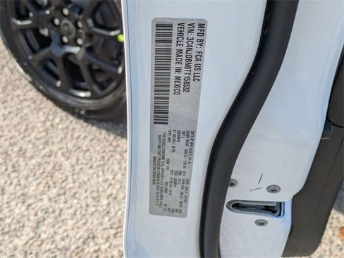 New 2026 Jeep Compass Latitude image 38