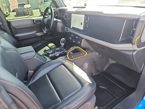 Used 2023 Ford Bronco Badlands AWD/4WD image 13
