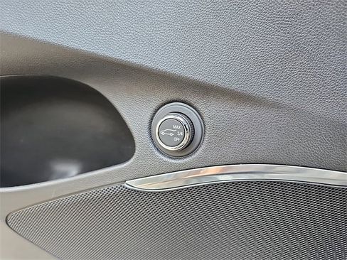 Certified 2023 Buick Enclave Avenir w/ Avenir Technology Package image 27