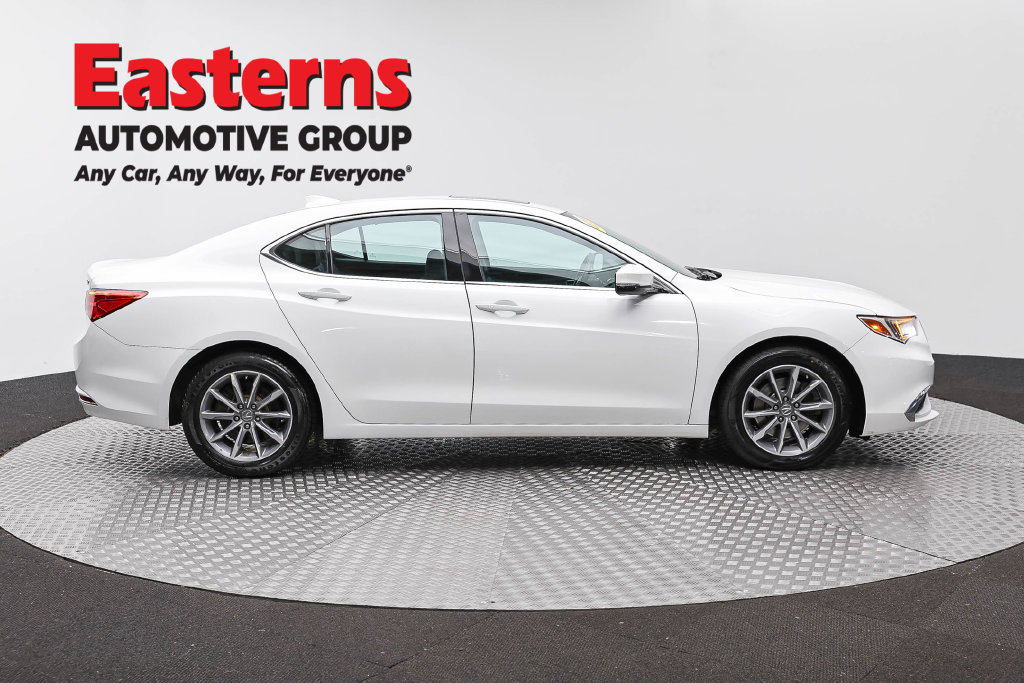 Used 2018 Acura TLX FWD image 5