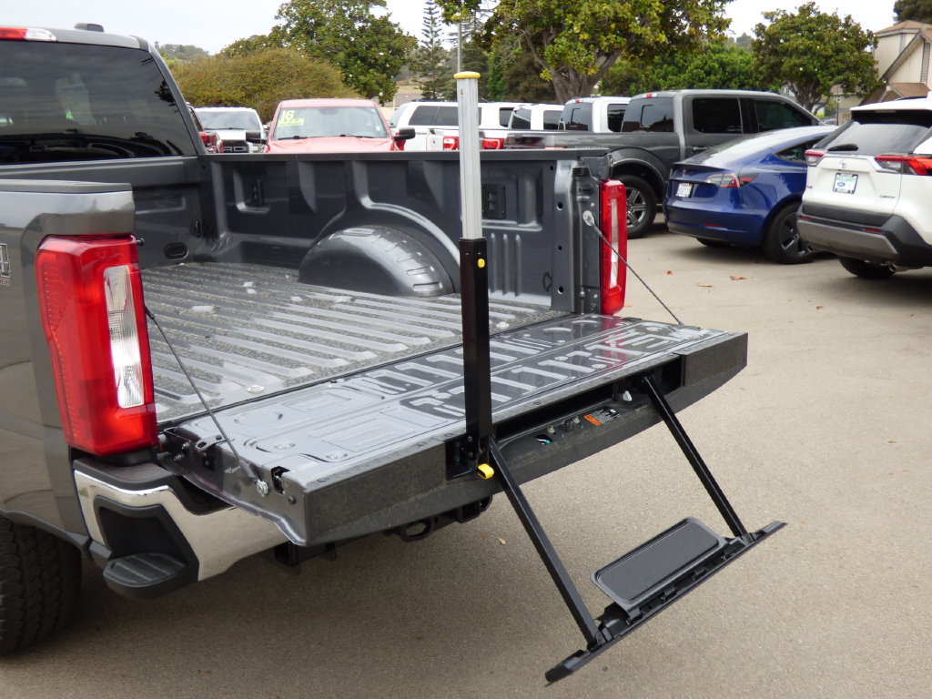 New 2026 Ford F350 XLT w/ FX4 Off-Road Package AWD/4WD image 7