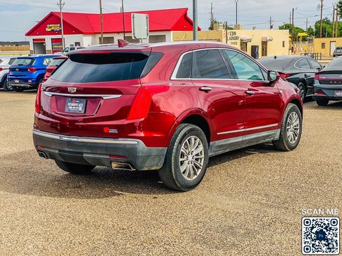 Used 2018 Cadillac XT5 Luxury w/ Driver Awareness Package FWD image 8