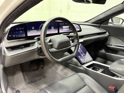 Used 2024 Lucid Air Touring AWD/4WD image 34