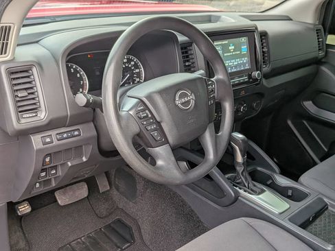 Used 2022 Nissan Frontier S w/ Technology Package AWD/4WD image 32