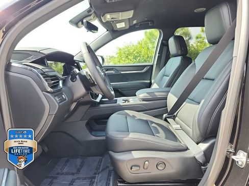 New 2026 GMC Acadia Elevation w/ Super Cruise Package FWD image 17