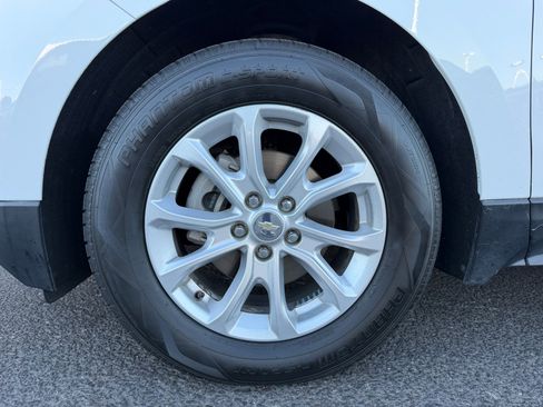Used 2020 Chevrolet Equinox LT image 26