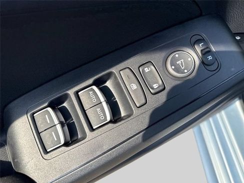 Used 2023 Honda Civic EX image 18