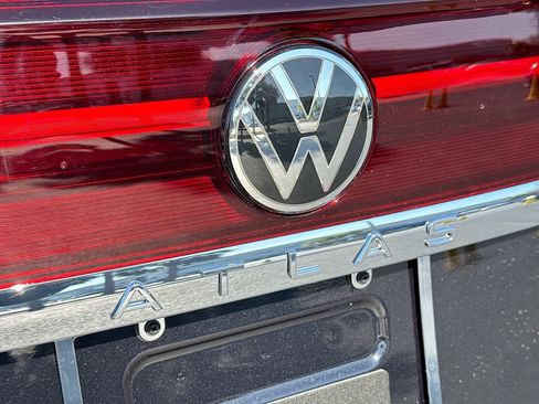 New 2025 Volkswagen Atlas Cross Sport SEL Premium R-Line image 19