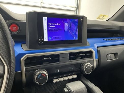 Used 2024 Toyota Tacoma TRD Sport image 10