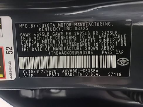 Used 2025 Toyota Camry SE w/ Multimedia Upgrade Package image 41