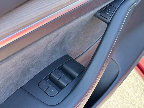 Used 2023 Tesla Model 3 Standard Range RWD image 15