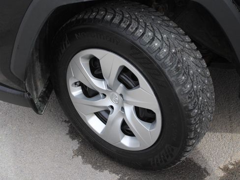 Certified 2023 Toyota RAV4 LE image 17