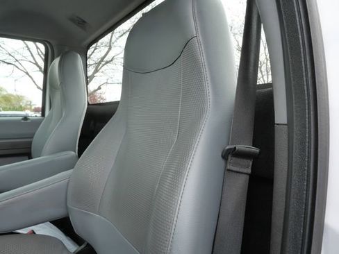 Used 2023 Ford F650 2WD Regular Cab Super Duty image 21