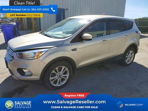 Used 2017 Ford Escape SE AWD/4WD image 1