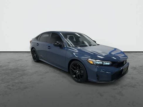 Used 2025 Honda Civic Sport image 5