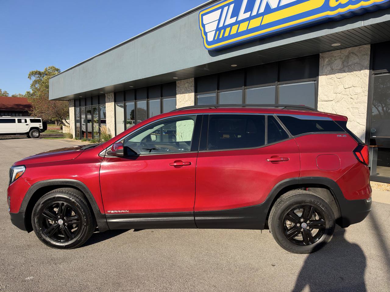 Used 2020 GMC Terrain SLE w/ Driver Convenience Package AWD/4WD image 4